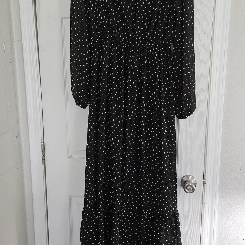RusttyDustty - Black Floral Women's Dress - Picture 3 of 4